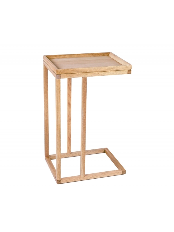 Mesa de madera de roble